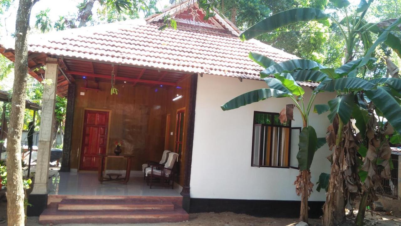 The Munroe Villagio Homey Mundrothuruth Buitenkant foto